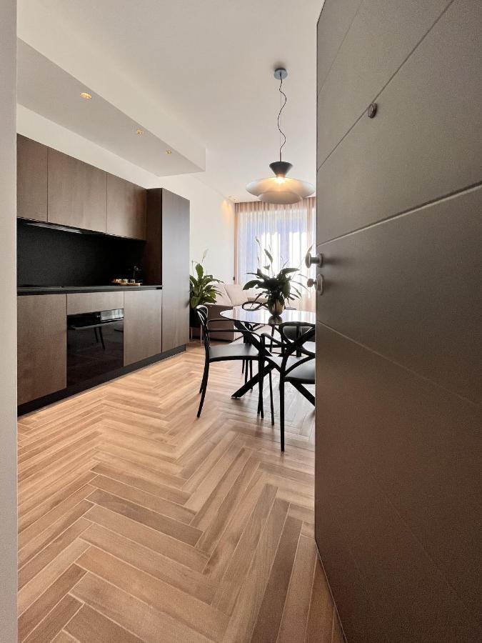Yls Luxury Suites Milan Luaran gambar