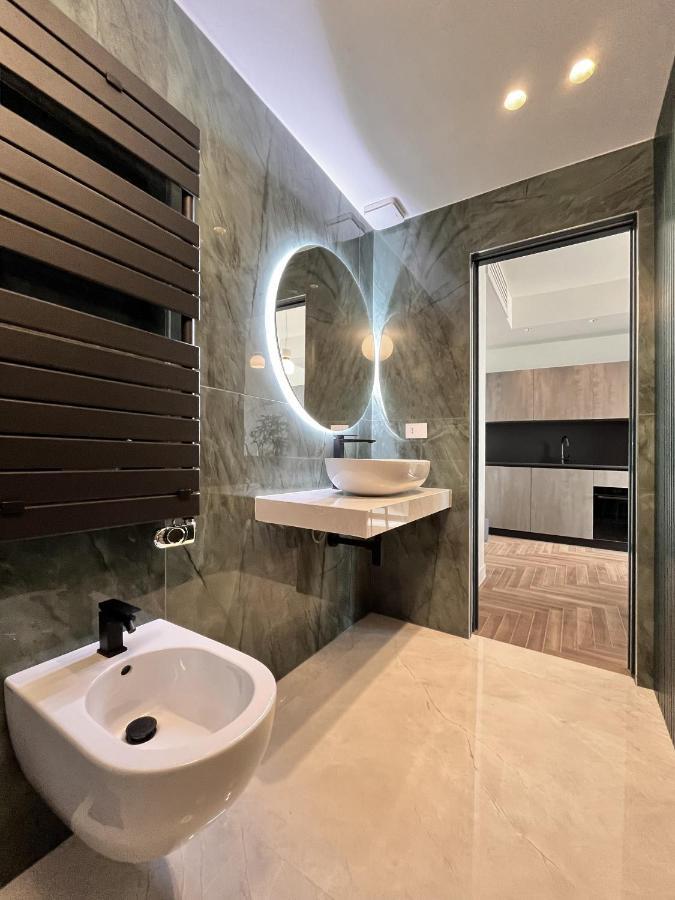 Yls Luxury Suites Milan Luaran gambar