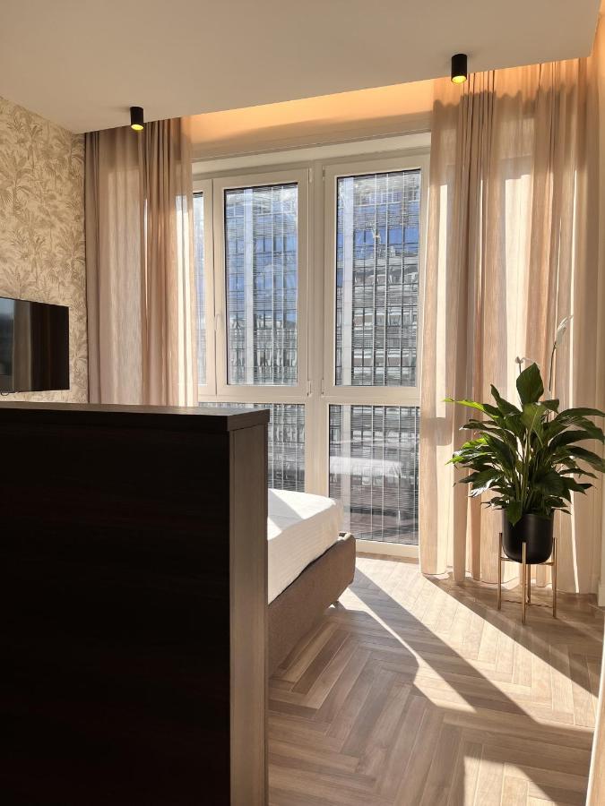 Yls Luxury Suites Milan Luaran gambar